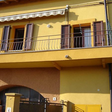 Casa Del Sole Appartamento N° 2 White And Gold Room Gavardo Exterior photo