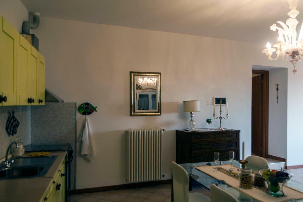 Casa Del Sole Appartamento N° 2 White And Gold Room Gavardo Exterior photo
